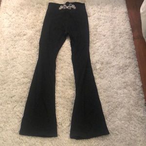 Hard tail black flair yoga pants